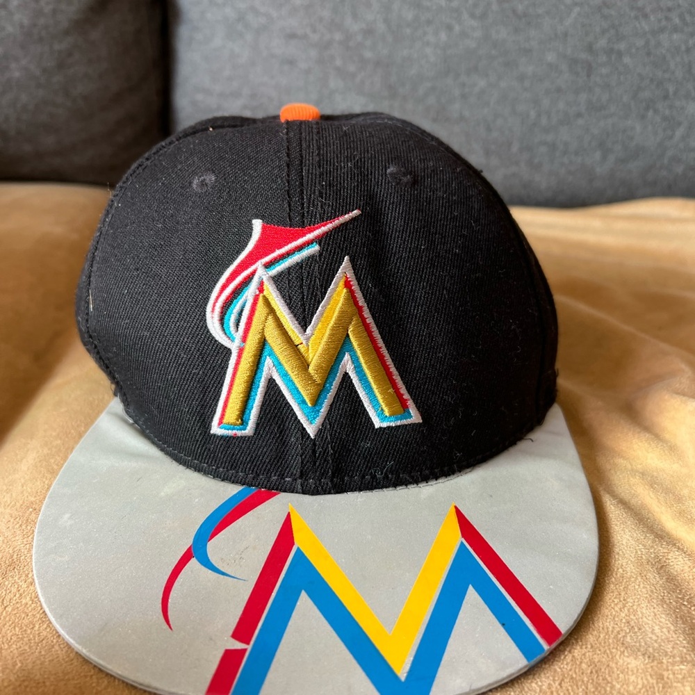 Miami Marlins Black and Gray Cap